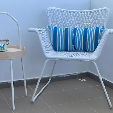 Апартаменты Konnos Flat