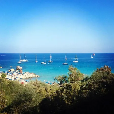 Konnos Flat Апартаменты