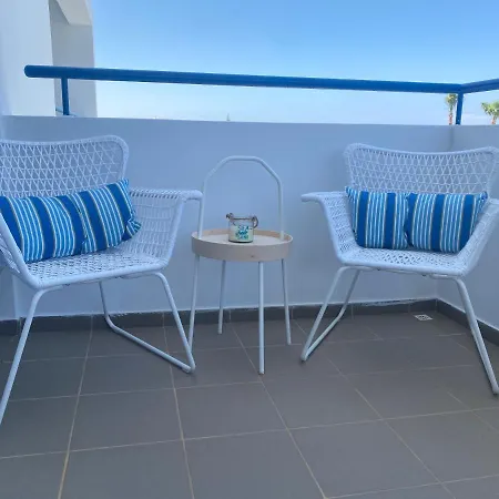 Konnos Flat Apartament